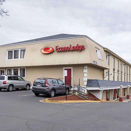Econo Lodge Near Quantico Marine Base Dumfries Esterno foto